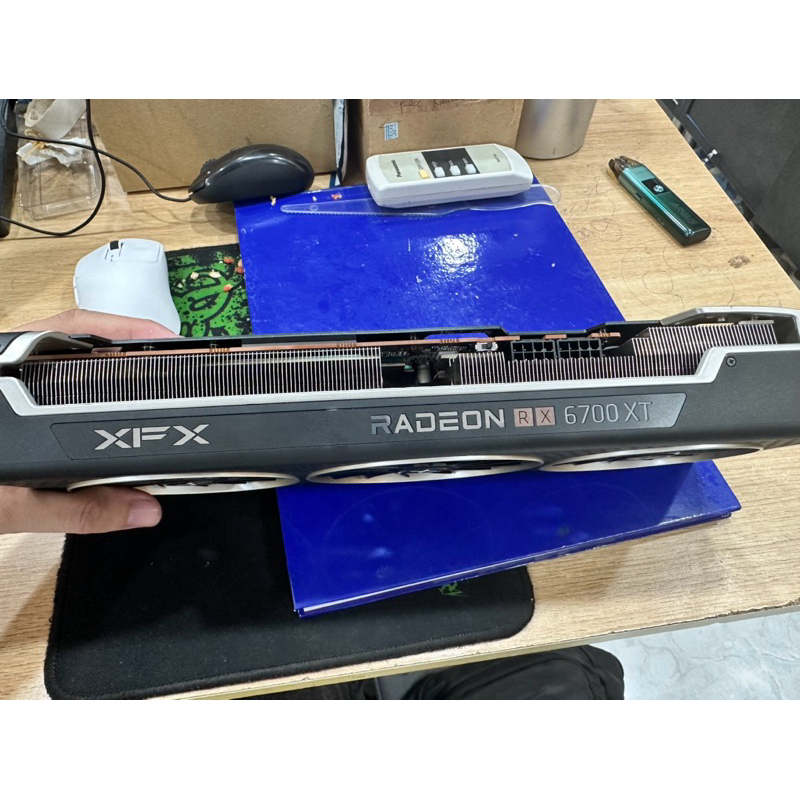 AMD Radeon 6700xt XFX hàng đẹp