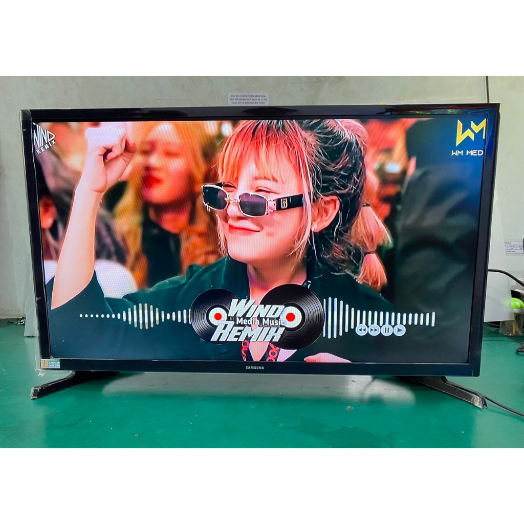 Tivi Samsung 32 inch Smart WIFI không dây vào mạng nhanh,tải được ứng dụng