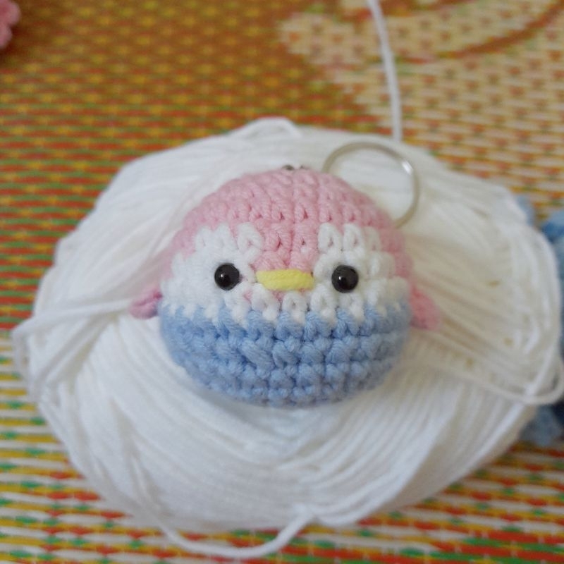 Móc khóa cánh cụt bằng len handmade