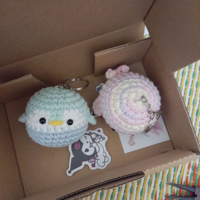 Móc khóa cánh cụt bằng len handmade