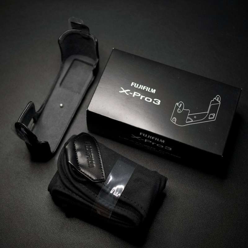 Bao Da HalfCase Fujifilm X-Pro3 BLC-XPRO3 - Chính Hãng