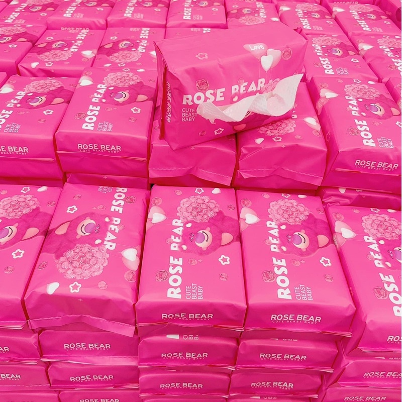 Khăn giấy gấu dâu Lotso chất liệu cotton dày dùng lau mặt, tẩy trang đa năng du lịch