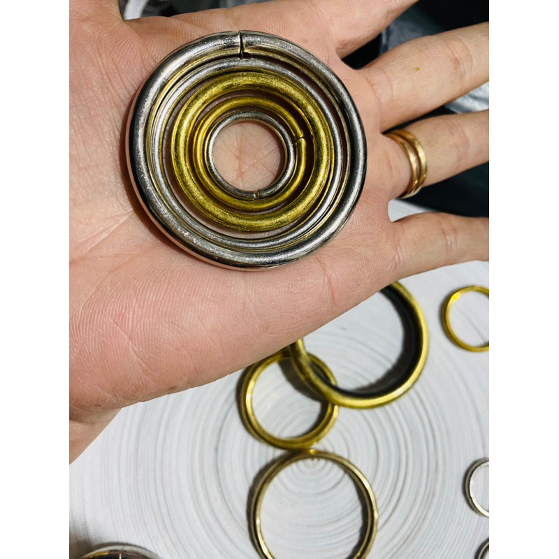 Khoen tròn inox từ 2,5 cm -6 cm giá 22k/ 10 cái