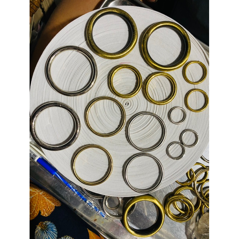 Khoen tròn inox từ 2,5 cm -6 cm giá 22k/ 10 cái