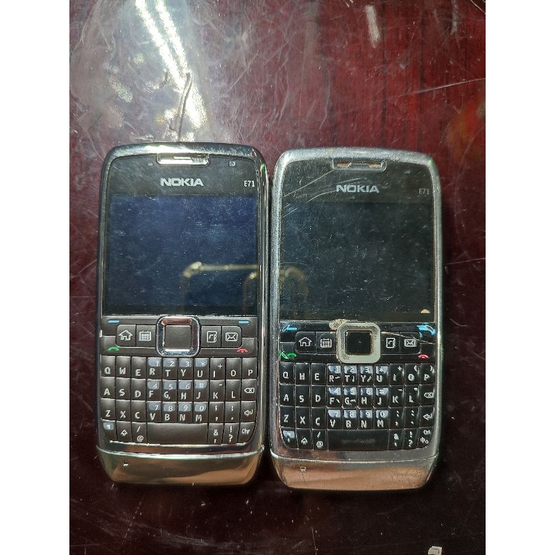 combo 2 xác nokia e71