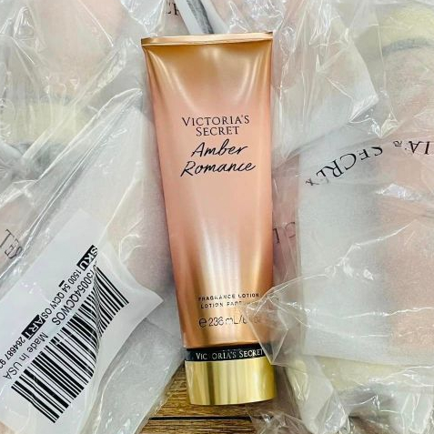 Dưỡng Thể Victoria’s Secret Fragrance Lotion Amber Romance (236ml)