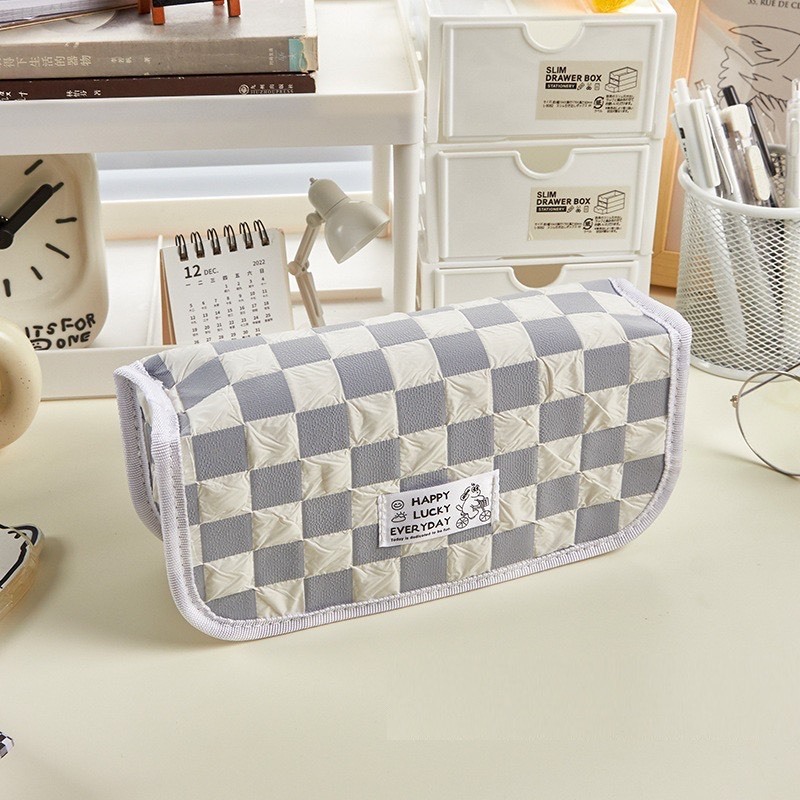 Túi đựng bút, đựng mĩ phẩm Happy Lucky kẻ caro - OPTUSBAG