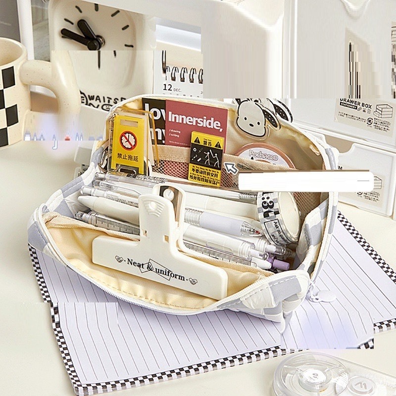 Túi đựng bút, đựng mĩ phẩm Happy Lucky kẻ caro - OPTUSBAG