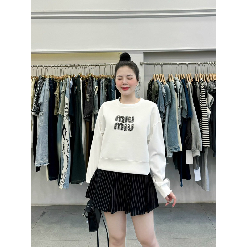 Áo nỉ miumiu đính đá