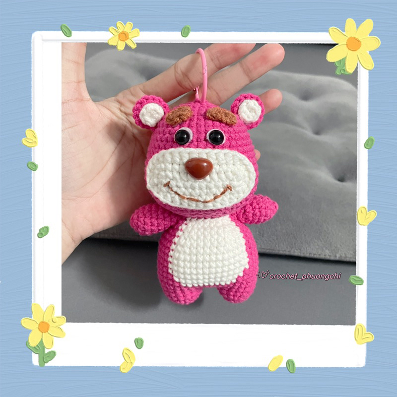 Móc khoá gấu dâu từ len handmade