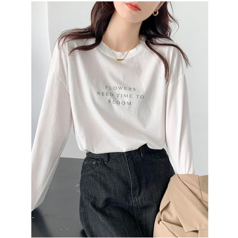 Áo dài tay unisex in chữ đơn giản