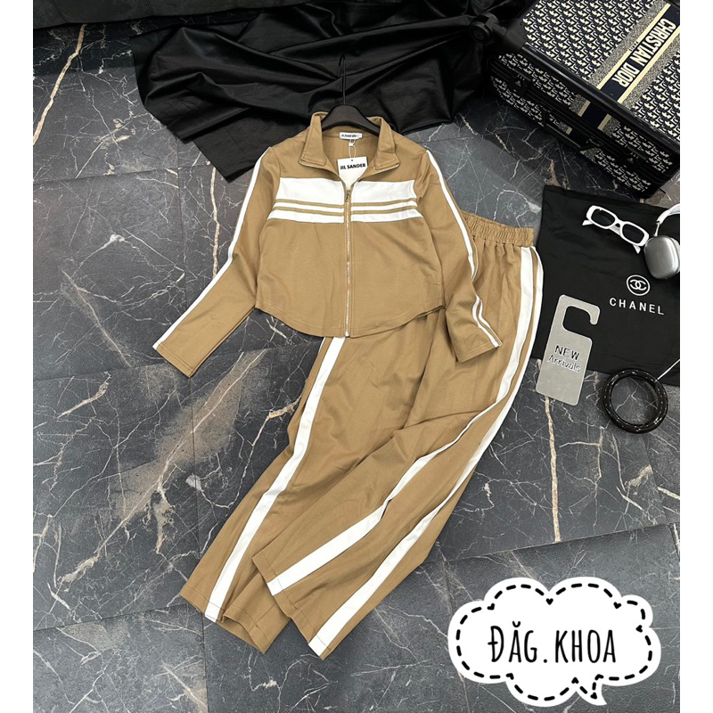 Bộ thể thao đuôi tôm