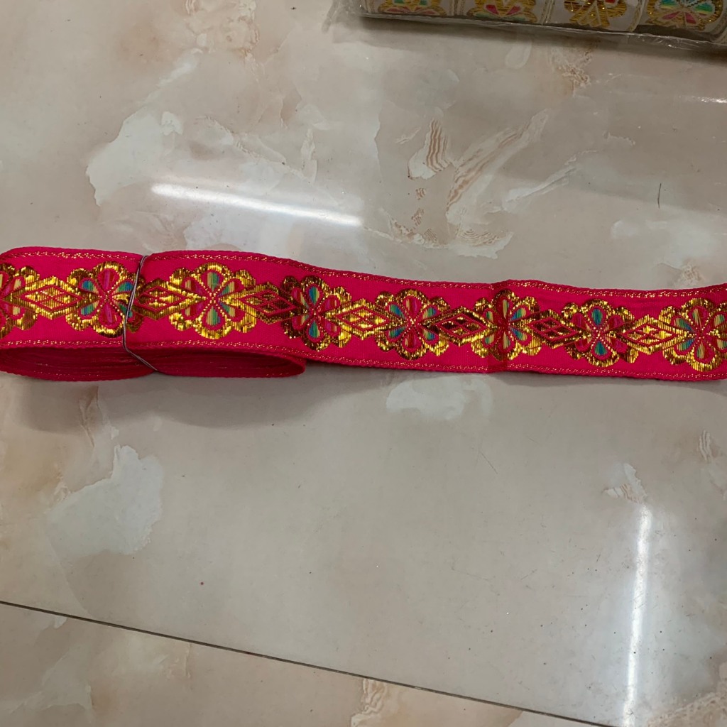 Ren vải thêu kim tuyến cuộn 7m