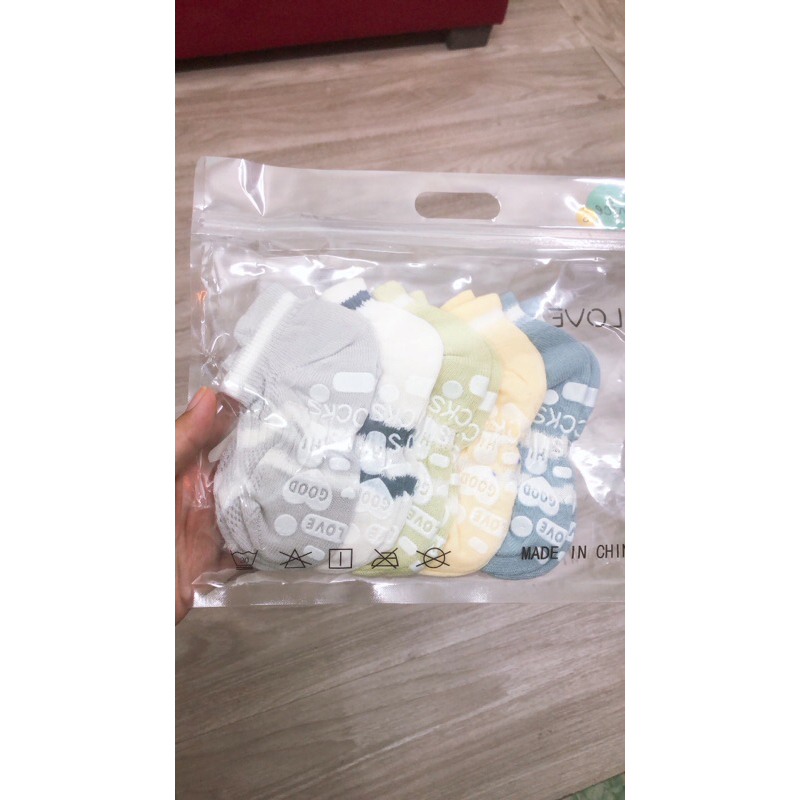 Set 5 đôi tất lưới KidSock chống trơn cho bé