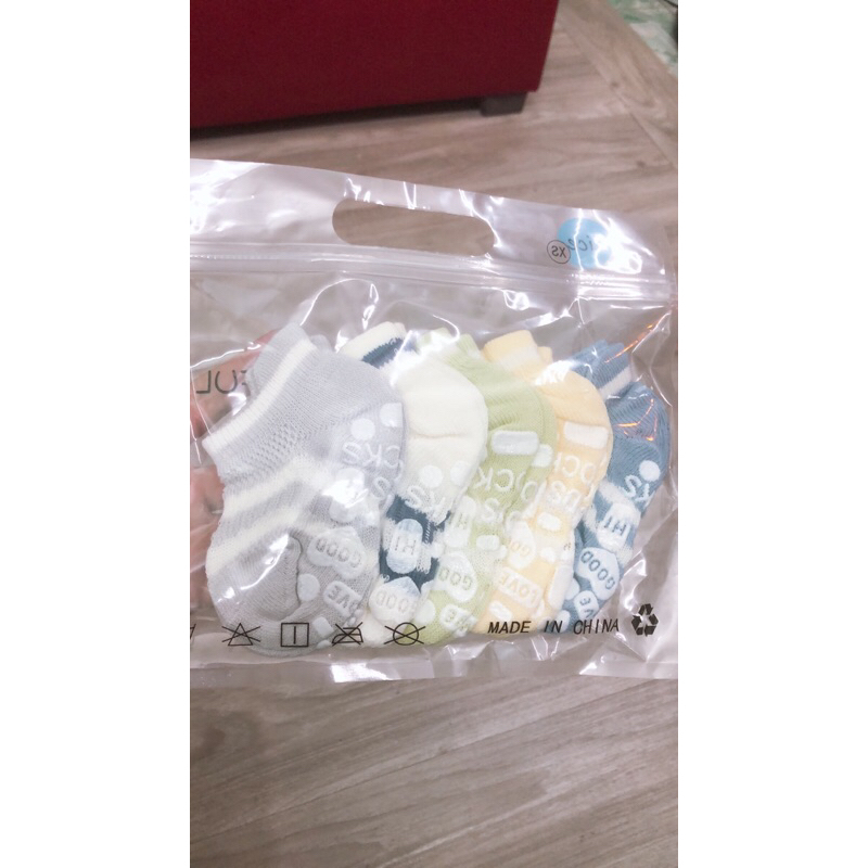 Set 5 đôi tất lưới KidSock chống trơn cho bé