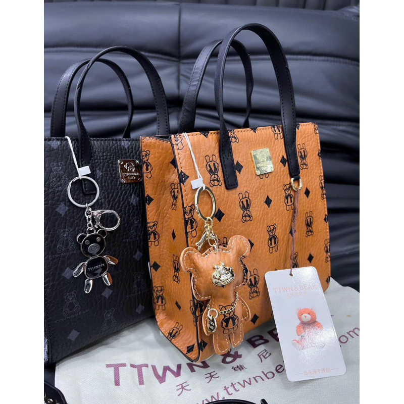 TÚI TTWN TOTE KÈM GẤU