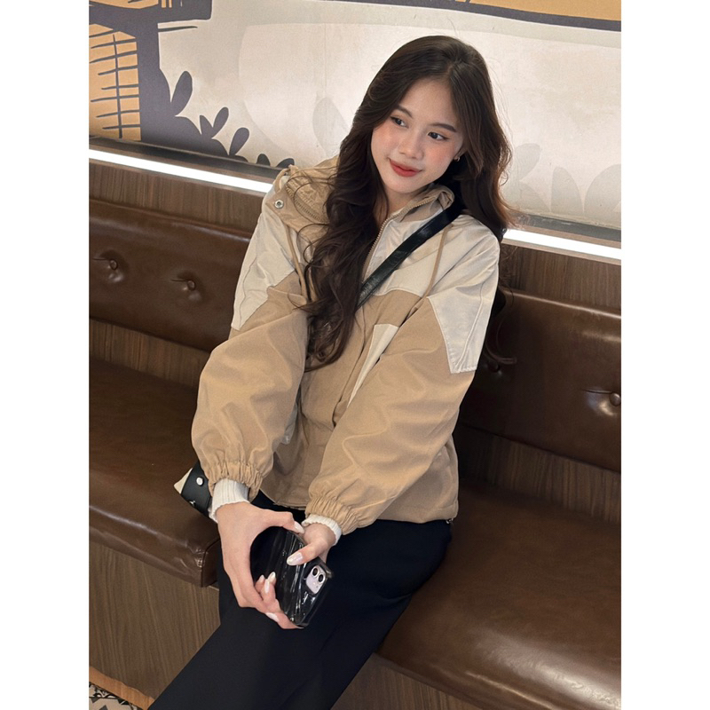 Áo Khoác QC - 913 - 2 Túi Đắp Khoá Kéo