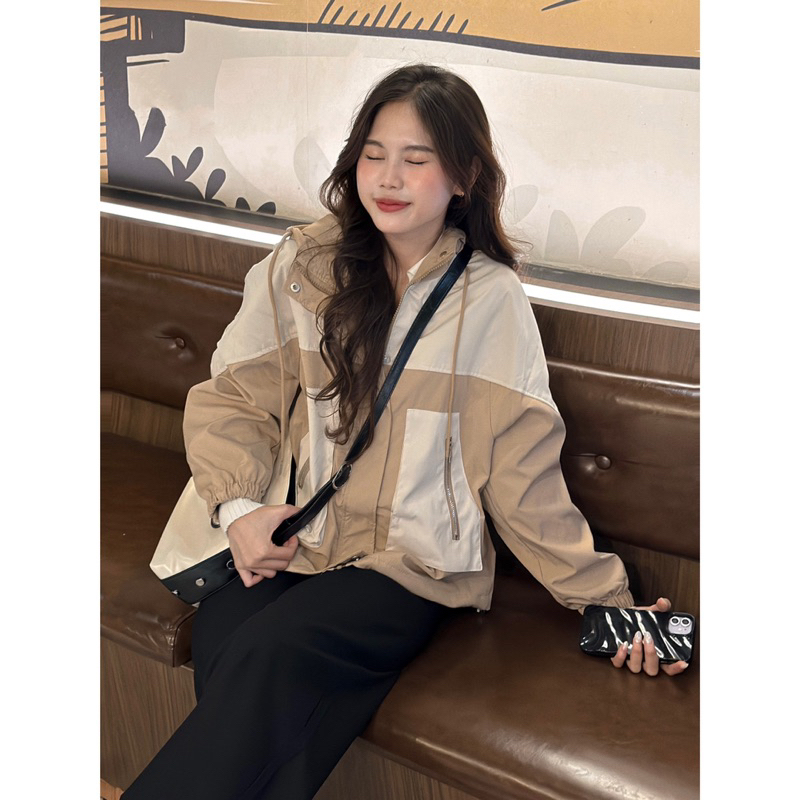 Áo Khoác QC - 913 - 2 Túi Đắp Khoá Kéo