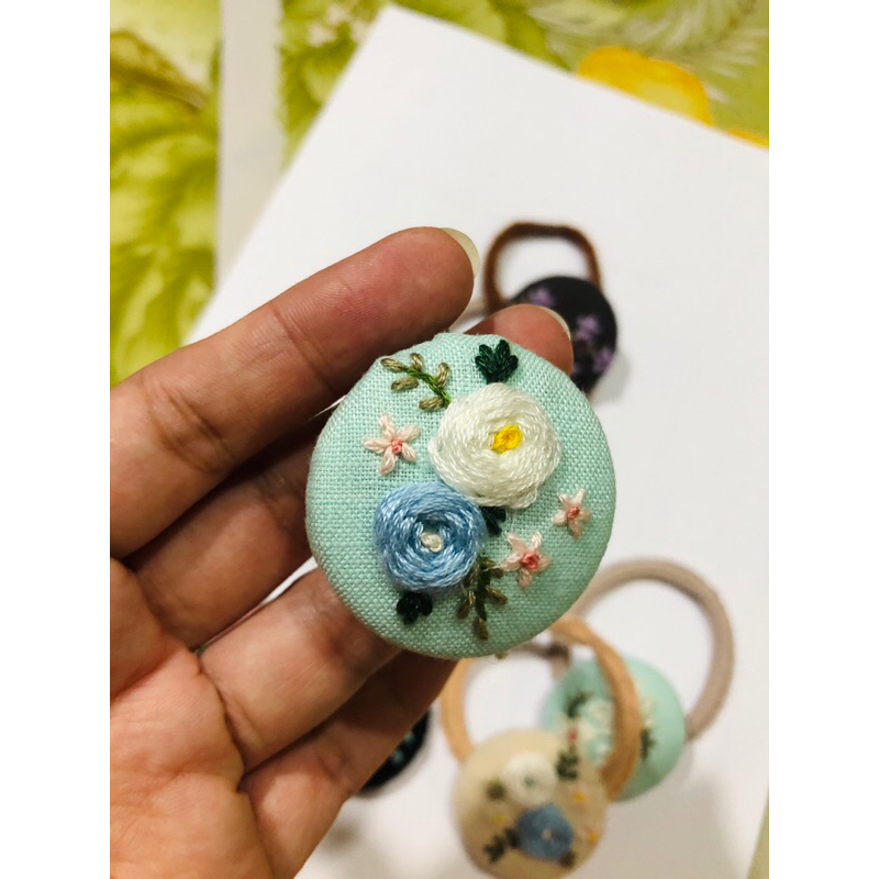 Cột tóc thủ công handmade bọc vải thêu hoa