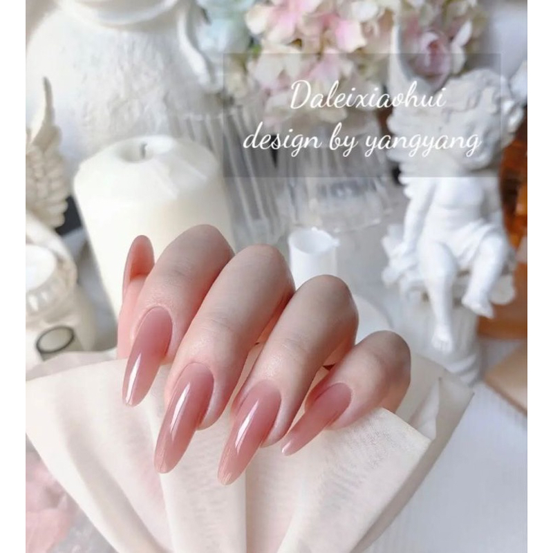 Nailbox móng úp tay thiết kế màu thạch trơn, được chọn màu