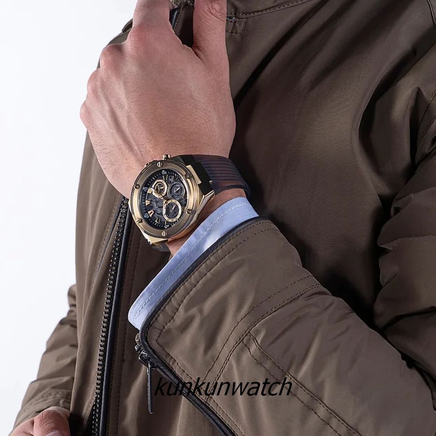 Đồng Hồ Nam GUESS GW0425G1 Ba Mặt Số Phụ Dây Silicone 46mm