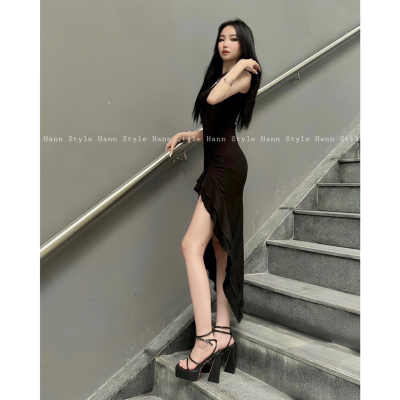 ĐẦM BODY DÁNG DÀI SÁT NÁCH XẺ TÀ VIỀN BÈO HÁCH CHÂN