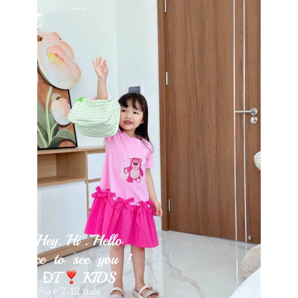 Váy gấu dâu lotso chạy viền bèo mẫu mới tháng 7