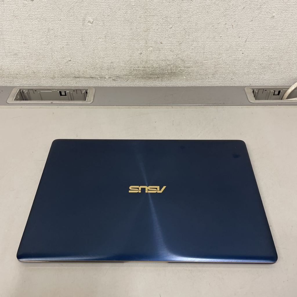 Laptop Asus Zenbook 3 UX390UA - Siêu phẩm ultrabook của Asus