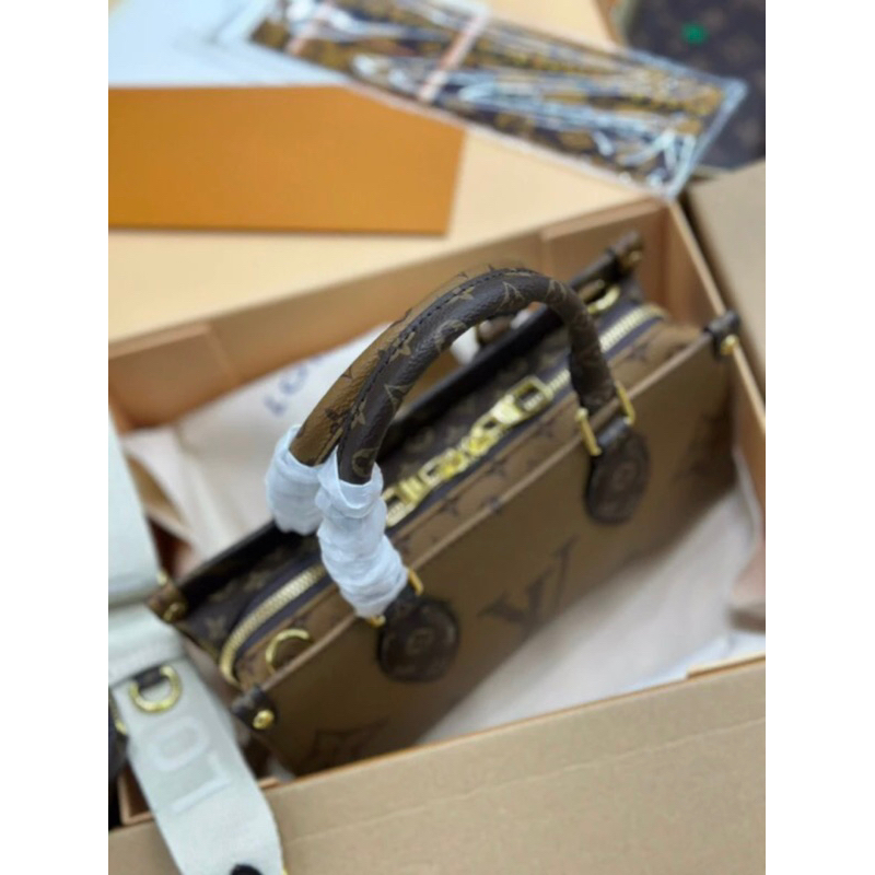 Túi onthe_go xách tay đeo chéo size 25 full box