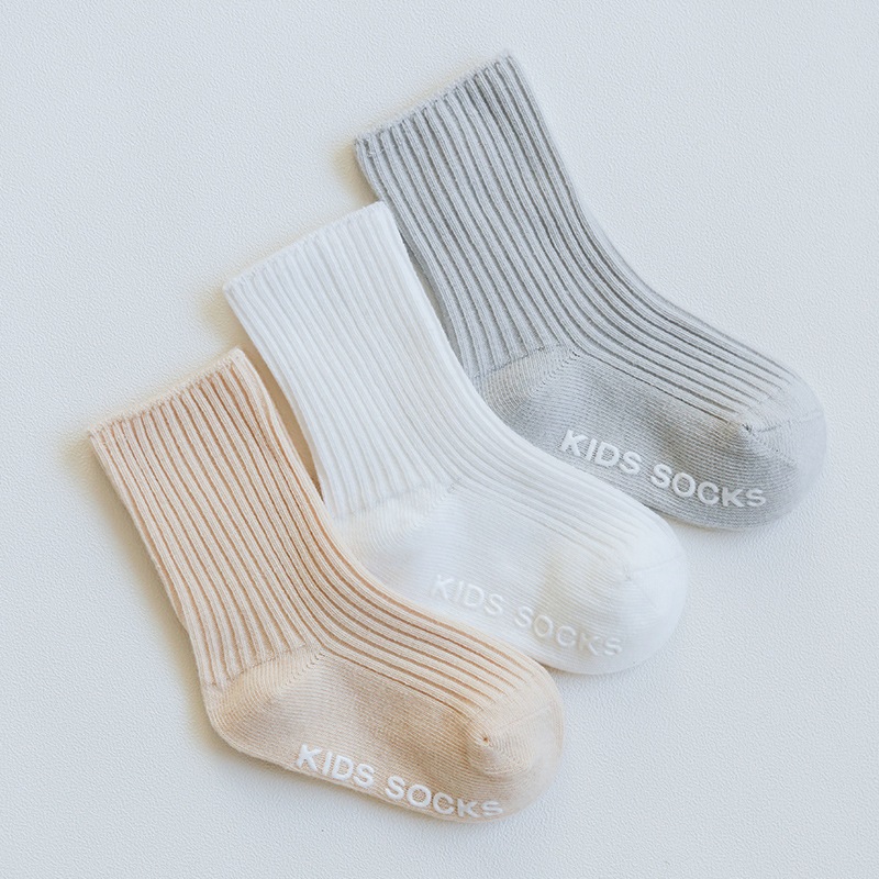 Set 3 đôi tất cao cổ cho bé từ sơ sinh đến 3 tuổi chất liệu cotton len mềm mại