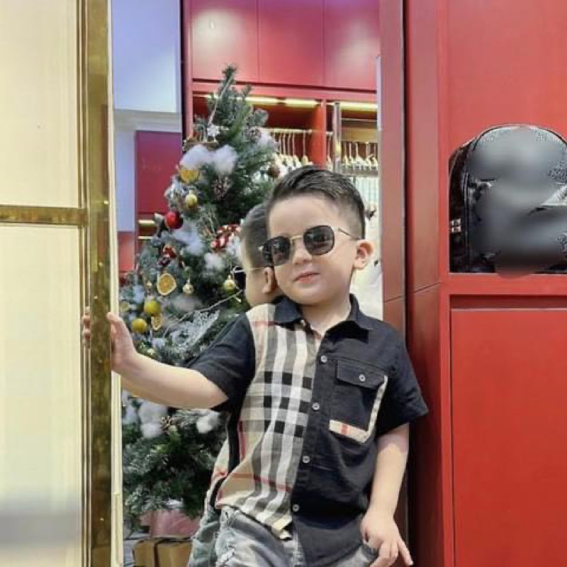 Sét bộ sơ mi cộc tay phối quần jean đùi rách cho bé trai