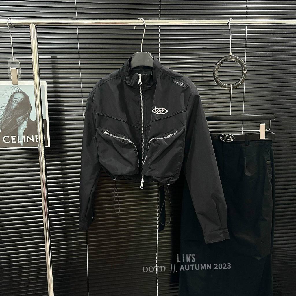 ÁO KHOÁC GIÓ CỰC CHẤT RÚT EO LOGO NGỰC HÀNG QC