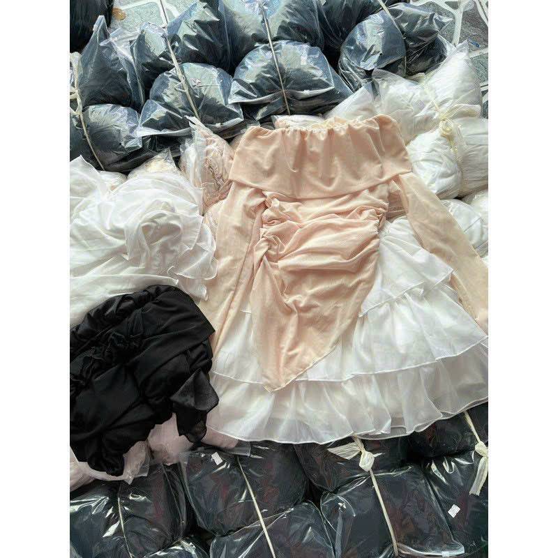 Set wynanh, Set áo tay dài lưới trễ vai kèm chân váy voan