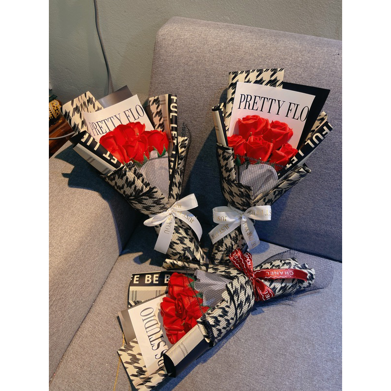 Hoa sáp bó 5 bông siêu xinh