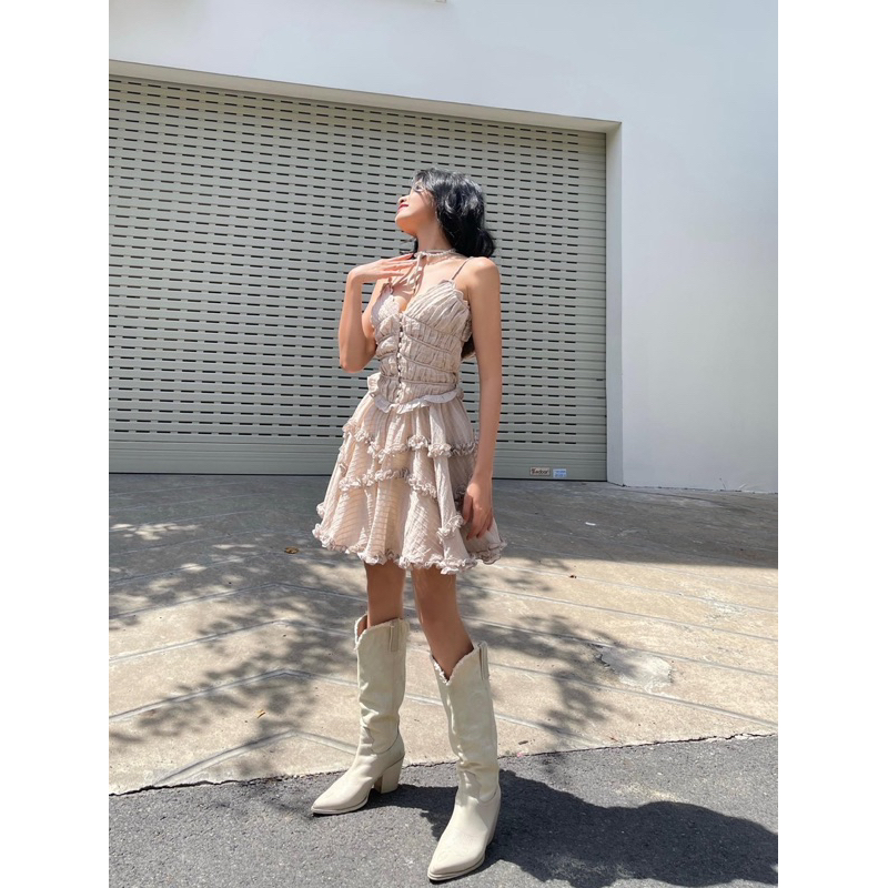 Thanh lý váy ononmade