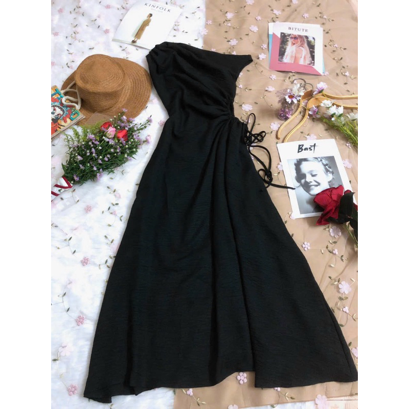 Đầm maxi trễ vai khoét eo