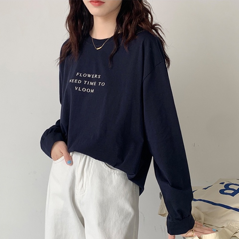 Áo dài tay unisex in chữ đơn giản