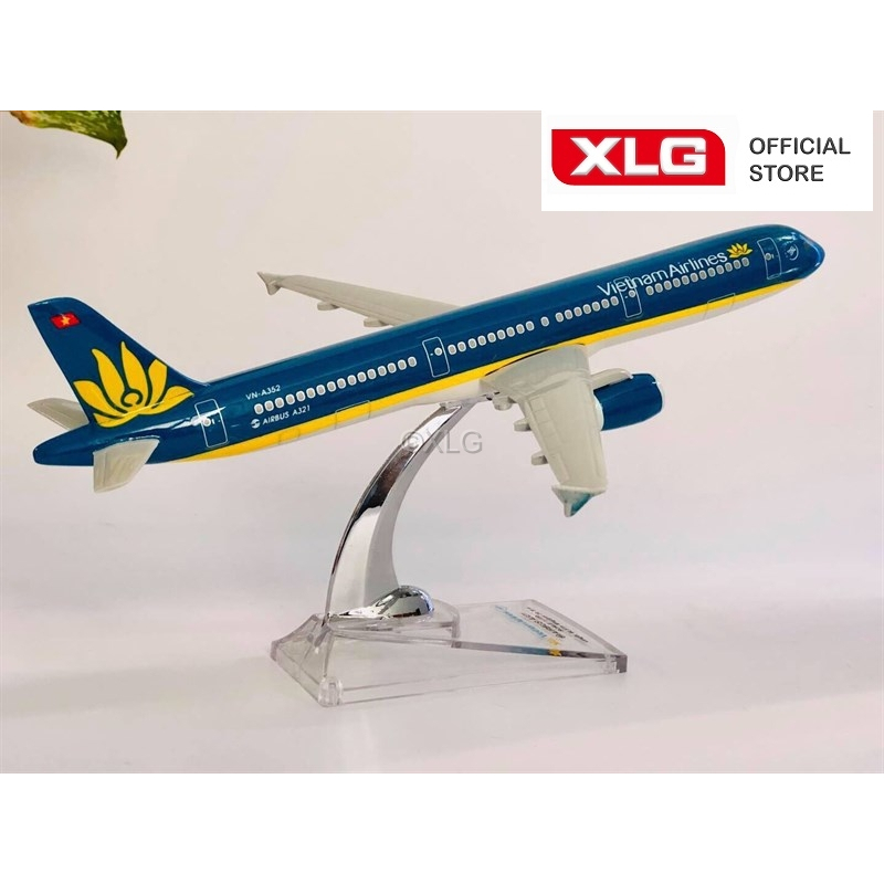 Mô hình máy bay VietNam Airlines 32 cm Airbus A330-200 cao cấp