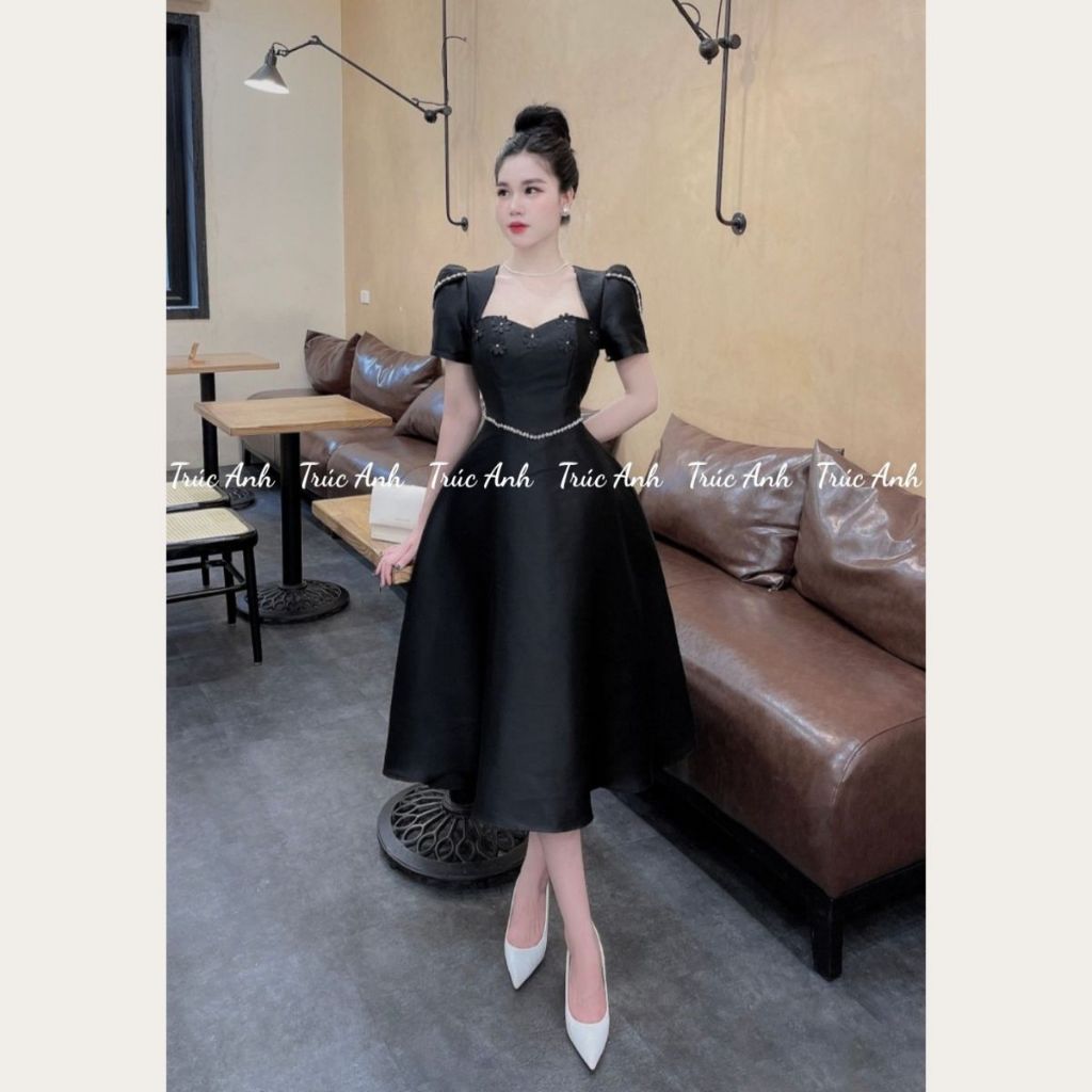 Đầm tafta tay đính đá cực sang chảnh. Có đính hoa laser ngực. VÁY THIẾT KẾ