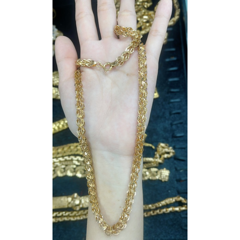 Dây chuyền đồng đeo bền k bay màu đuôi phụng khoá tròn có ký hiệu