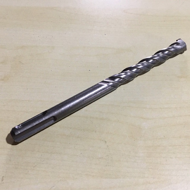 Mũi khoan bê tông 4 cạnh