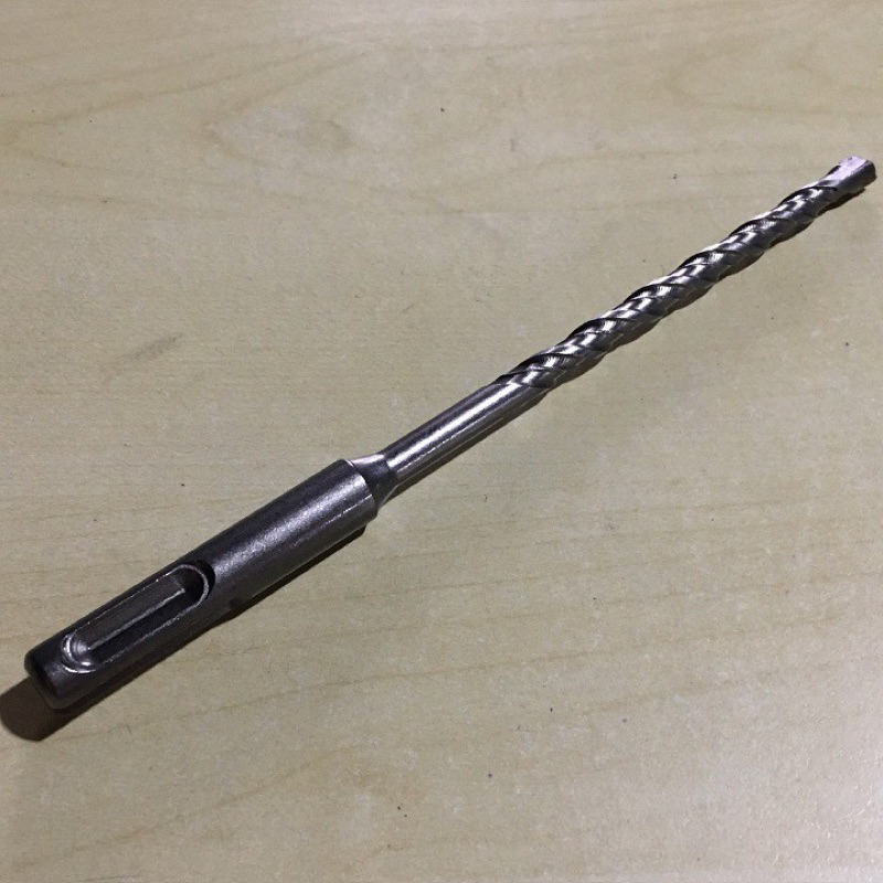 Mũi khoan bê tông 4 cạnh