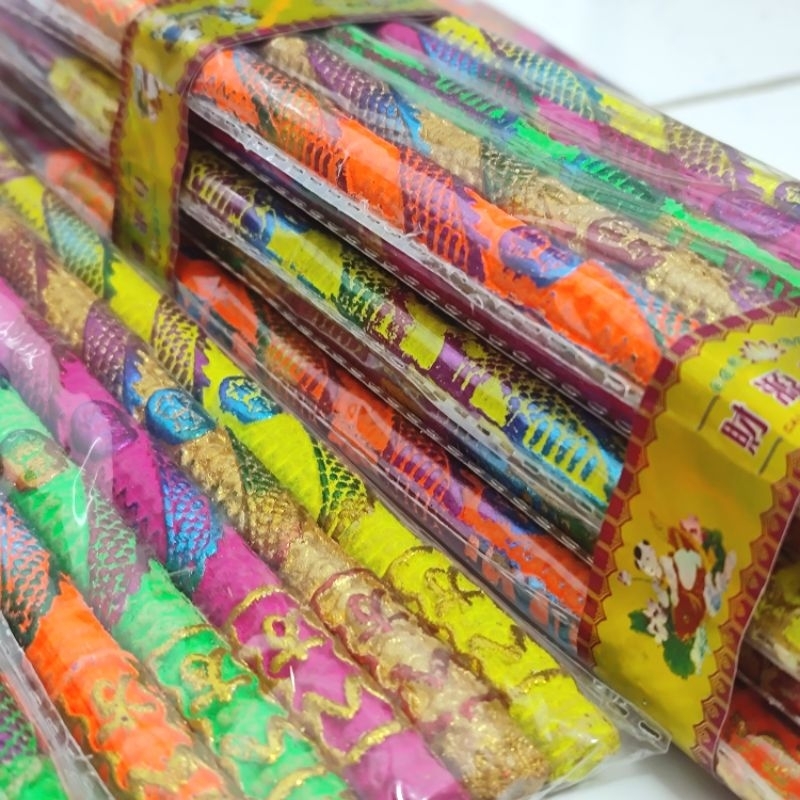 Nhang ngũ lộ thần tài 4 tấc  nhang ngũ sắc dùng cúng thần tài mang lại may mắn