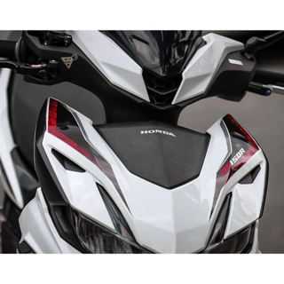 tem rời winner V3 dán xe trắng