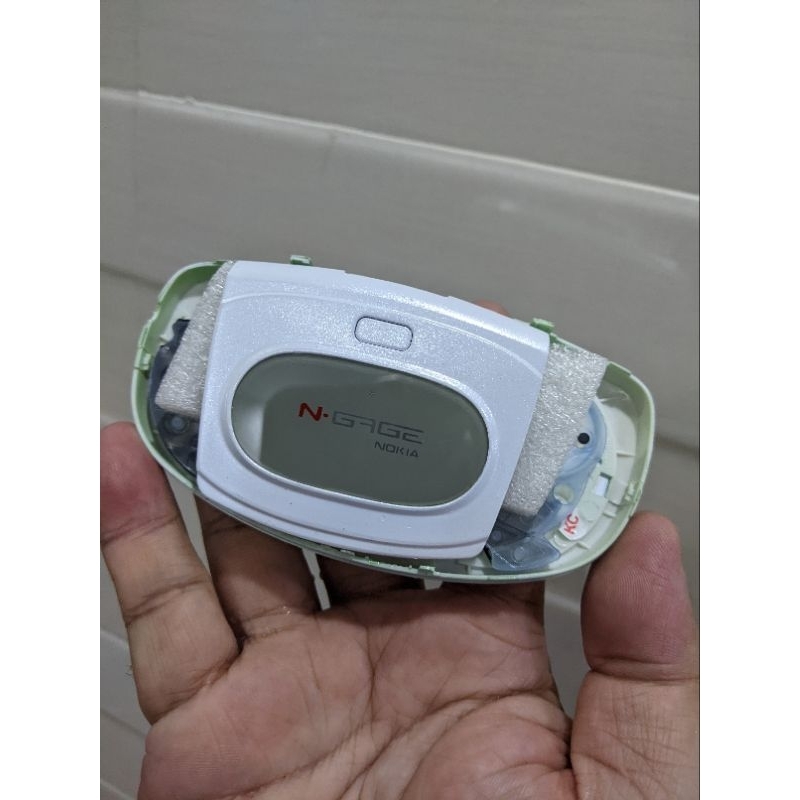 Vỏ linh kiện Nokia Ngage màu trắng, phím xanh nhạt