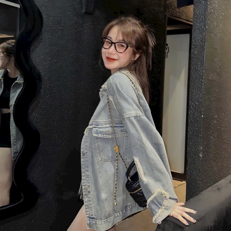 Áo khoác jeans viền tua rua