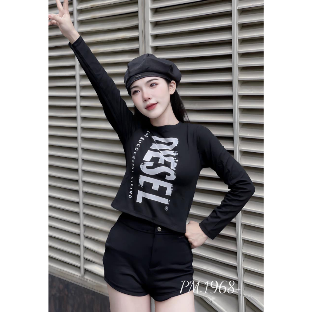 Áo phông zip in chữ croptop dài tay 2 màu