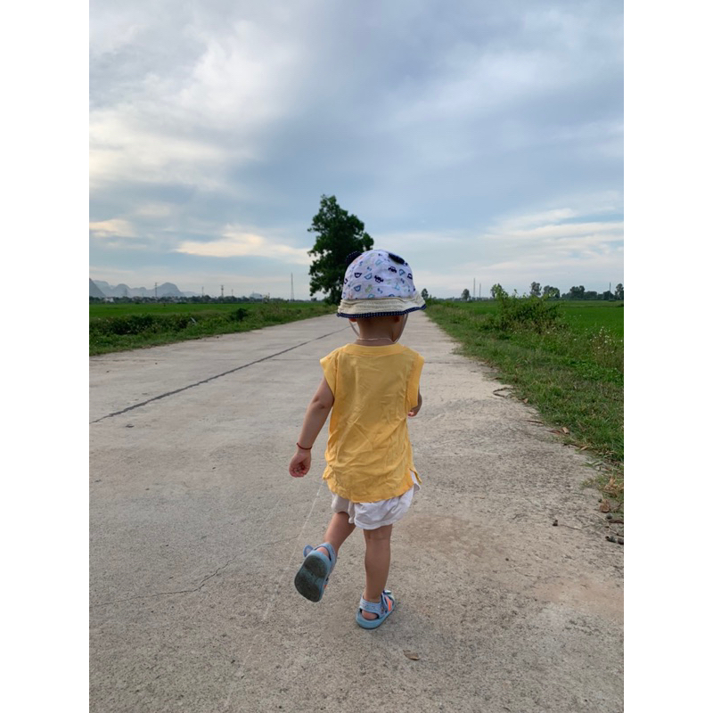 Đầm trắng tiệc