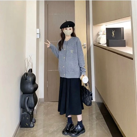 Chân váy bầu dáng dài Nhung Tăm thu đông, váy có túi và chun rút chỉnh bụng