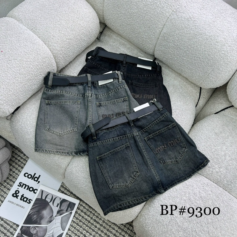 CHÂN VÁY JEANS NGẮN CẠP CAO MIU MIU KÈM ĐAI HÀNG QCL1 MS27166